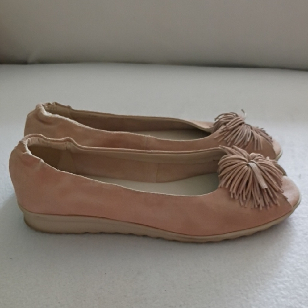 THE FLEXX Blush Pink Tassel Ballet Flats - Picture 4 of 11